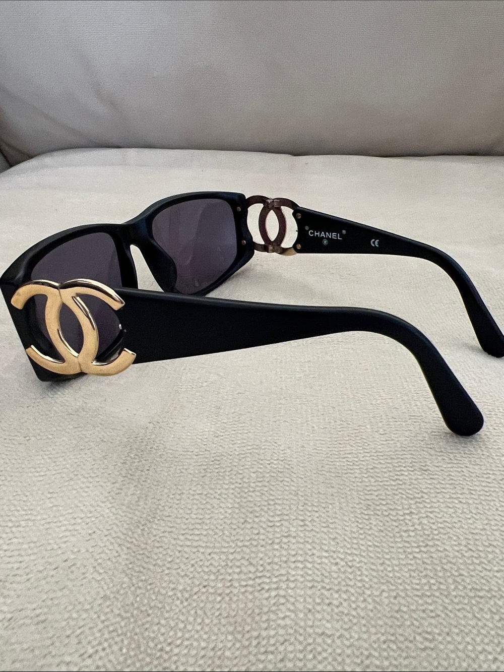 CHANEL Black Sunglasses with Gold CC Accent